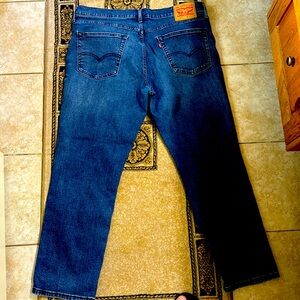 Levi’s Men’s Athletic Fit 541 Jeans 37x30.